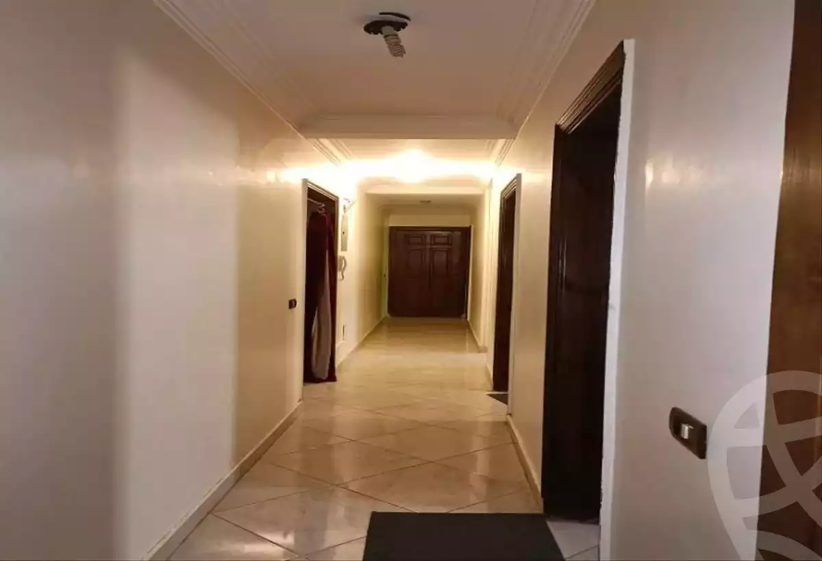 https://aqarmap.com.eg/ar/listing/6208754-for-sale-cairo-el-sheikh-zayed-city-small-investor