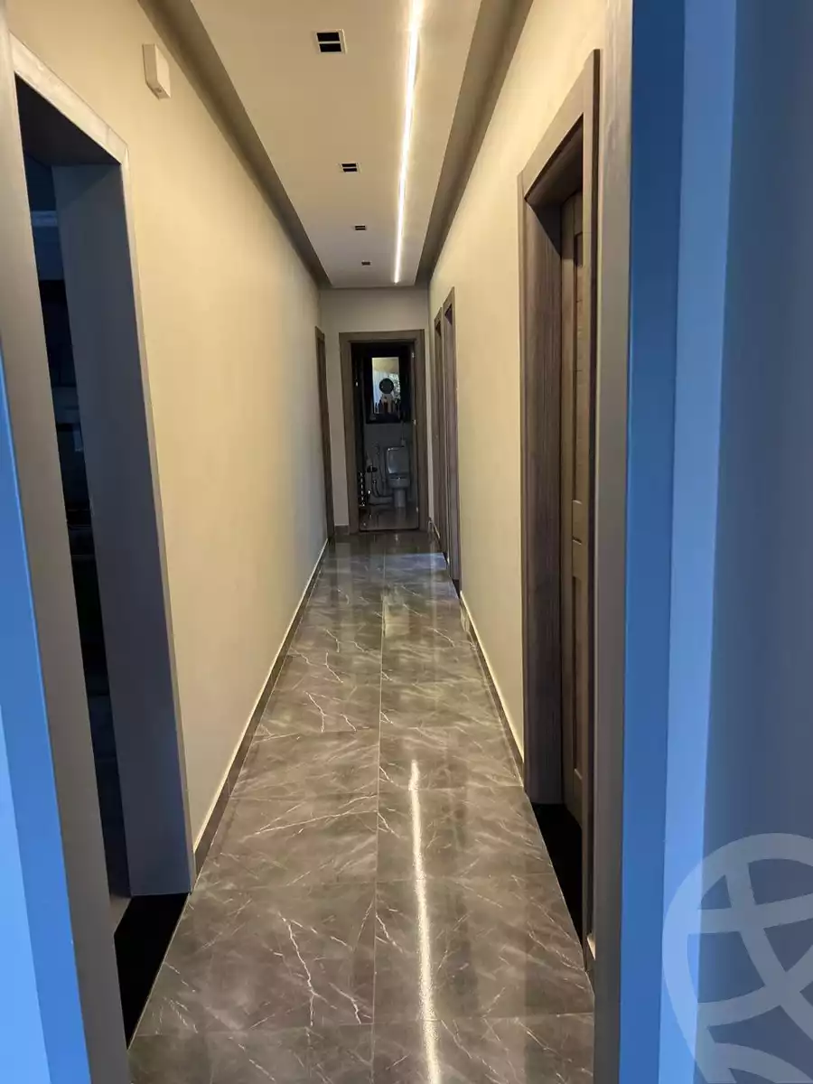 https://aqarmap.com.eg/en/listing/6209732-for-rent-cairo-new-cairo-compounds-lakeview-residence
