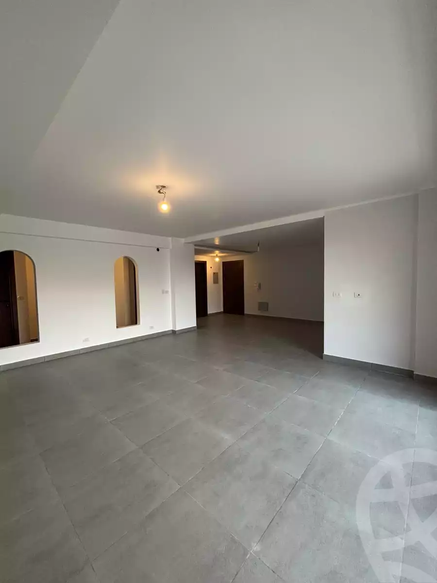 https://aqarmap.com.eg/ar/listing/6209880-for-sale-cairo-6th-of-october-compounds-palm-parks