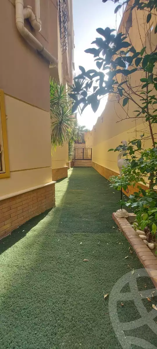 https://aqarmap.com.eg/en/listing/6210303-for-sale-cairo-new-cairo-ganob-el-akadamiya-south-academy-z
