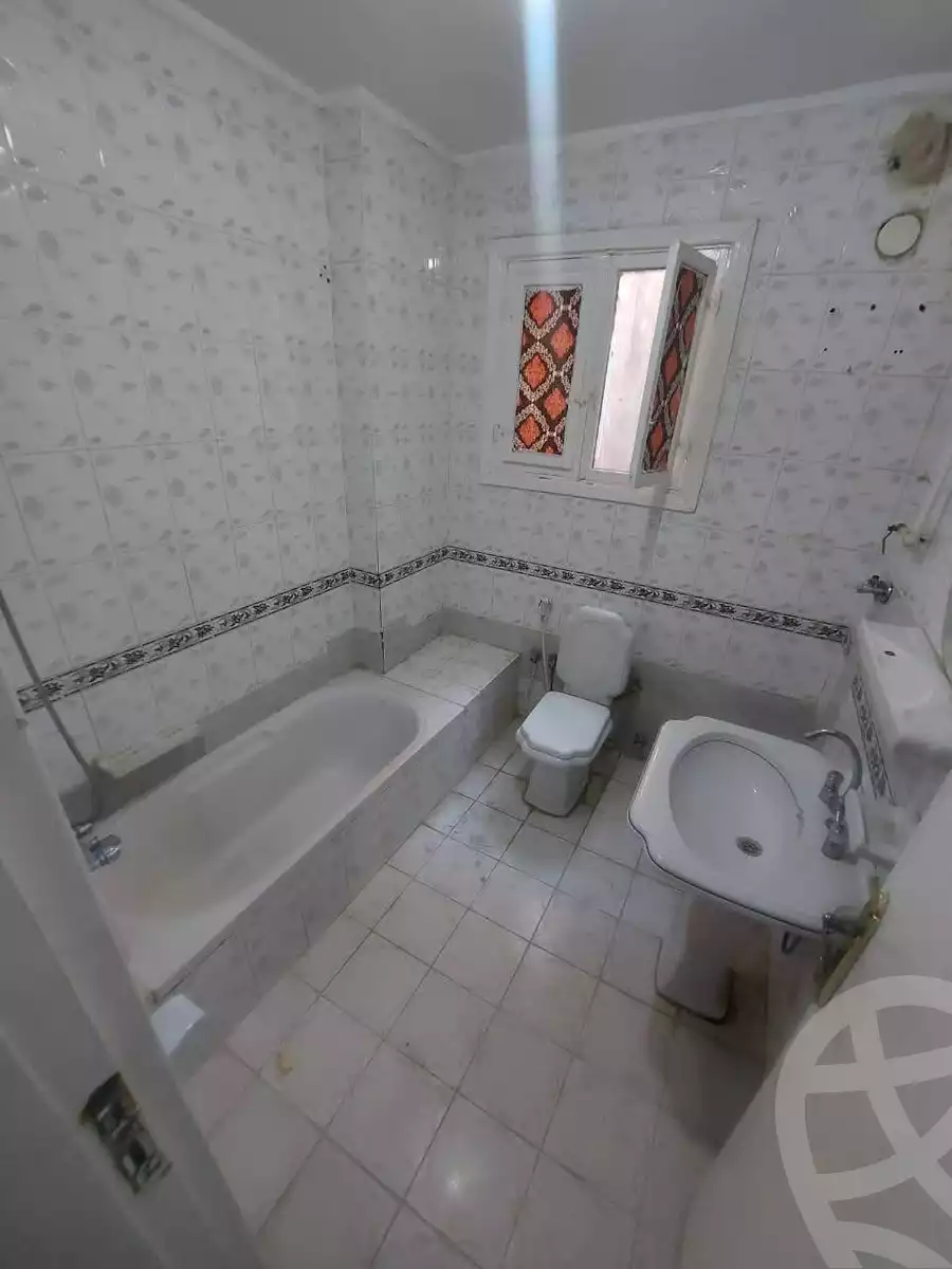 https://aqarmap.com.eg/ar/listing/6211757-for-sale-cairo-helwan-hadayek-helwan-el-shareef