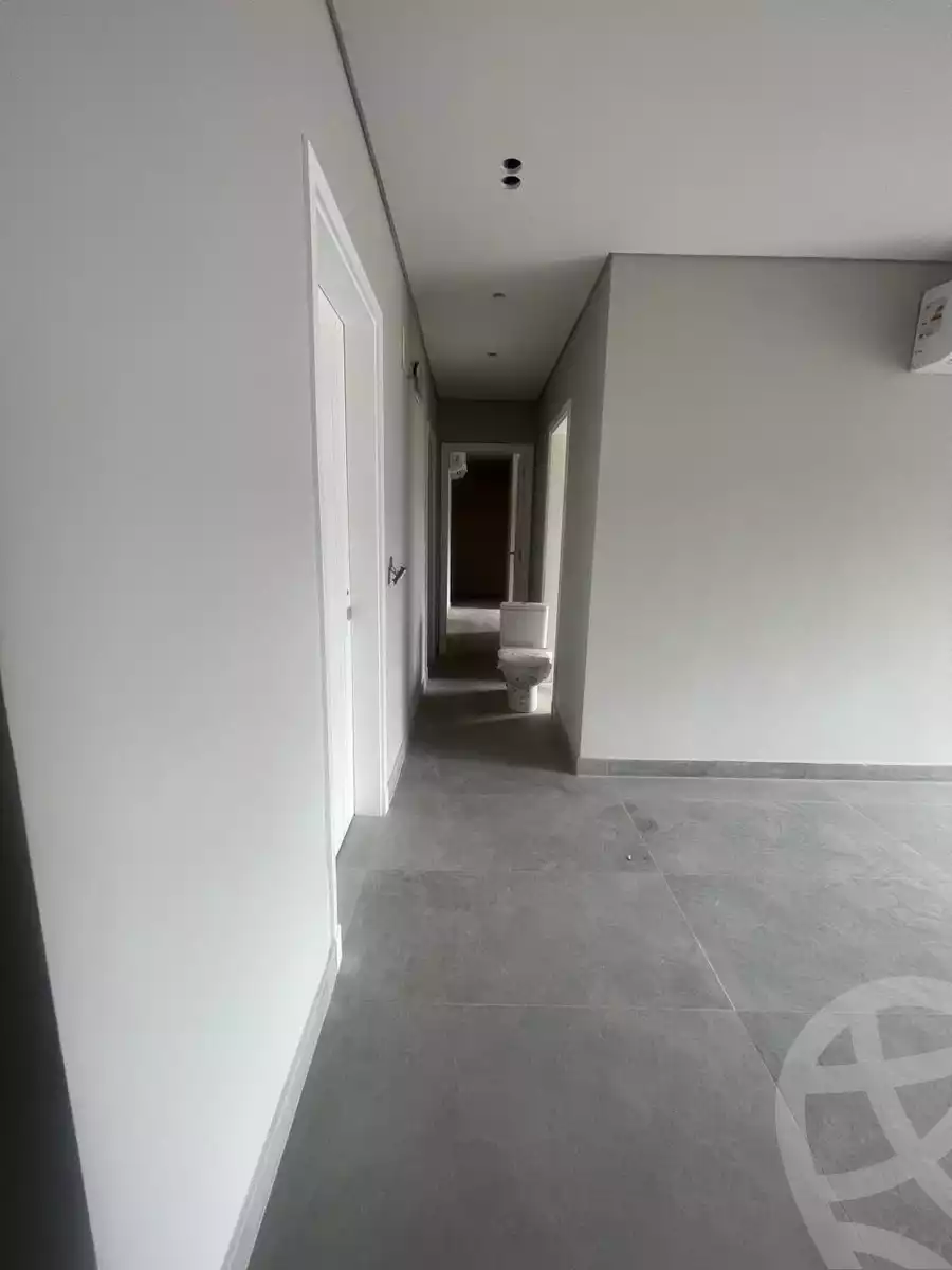 https://aqarmap.com.eg/ar/listing/6213289-for-sale-cairo-el-sheikh-zayed-city-compounds-kmbwnd-fyldj-wyst-dr-llttwyr