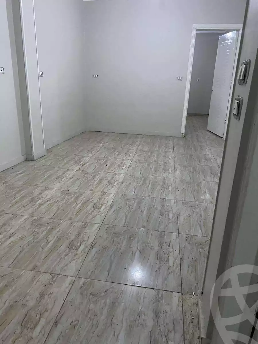 https://aqarmap.com.eg/ar/listing/6213437-for-sale-qalyubia-shubra-el-khaima-shubra-el-khaima-city