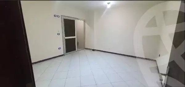 https://aqarmap.com.eg/ar/listing/6216021-for-sale-cairo-helwan-helwan-el-sharkeya-ismael-kamel-st