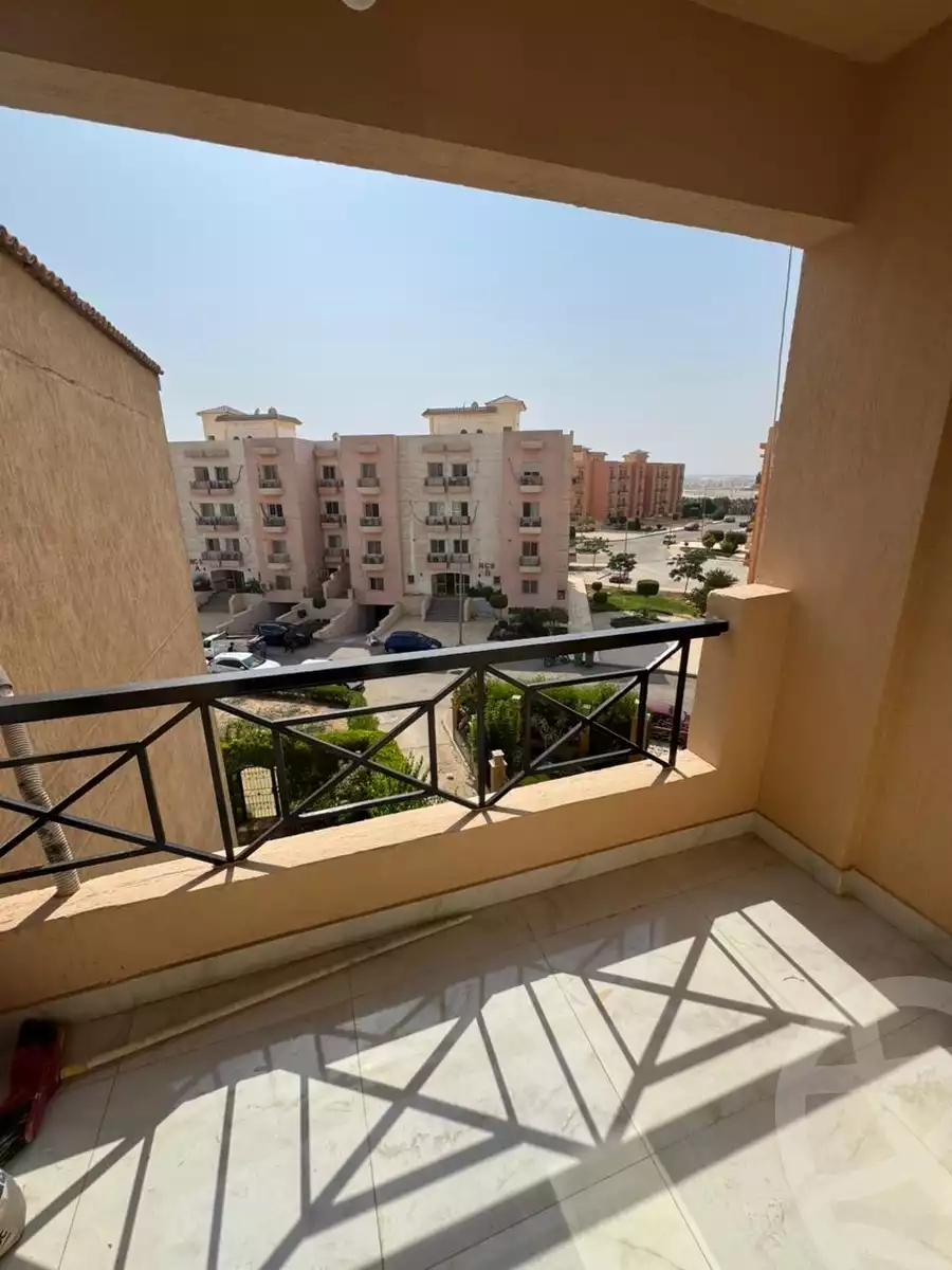 https://aqarmap.com.eg/ar/listing/6216013-for-sale-cairo-6th-of-october-compounds-dream-land-flower-resort