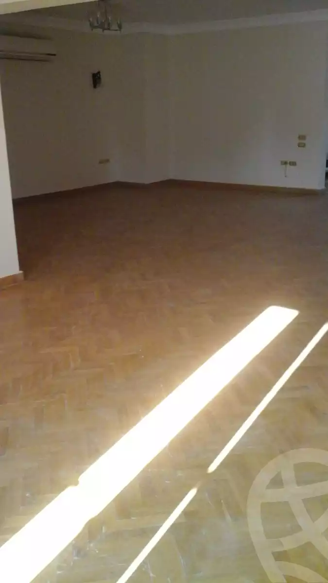 https://aqarmap.com.eg/ar/listing/6216805-for-rent-cairo-6th-of-october-compounds-green-heights