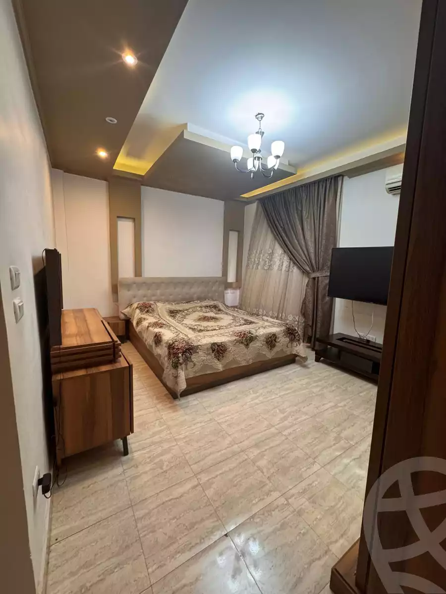 https://aqarmap.com.eg/ar/listing/6217039-for-sale-cairo-new-cairo-ganob-el-akadamiya-south-academy-a-zaid-ebn-haretha-st