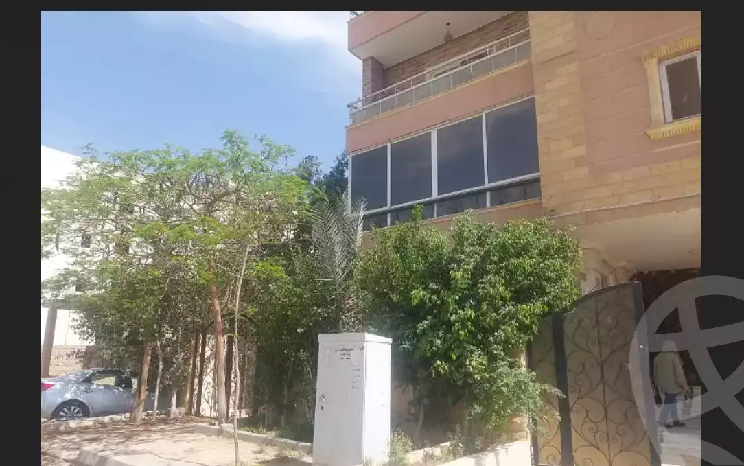 https://aqarmap.com.eg/en/listing/6217781-for-sale-cairo-el-shorouk-lmntq-lthny-neighbourhood-1