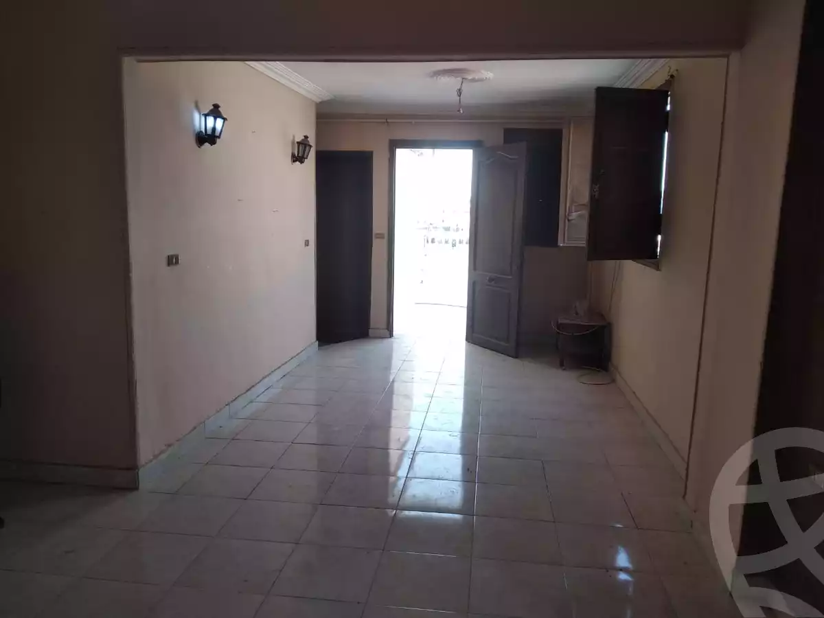 https://aqarmap.com.eg/en/listing/6218391-for-rent-cairo-new-cairo-ganob-el-akadamiya-south-academy-b-taha-hussein-st