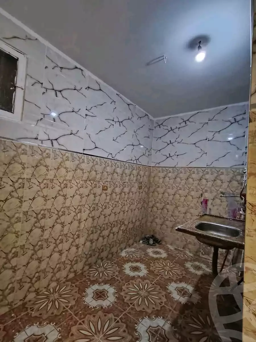 https://aqarmap.com.eg/ar/listing/6219965-for-sale-qalyubia-shubra-el-khaima-om-bayoumi