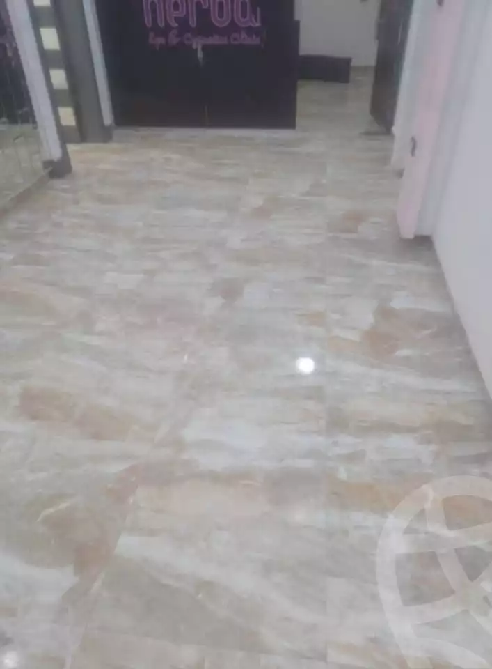 https://aqarmap.com.eg/en/listing/6220101-for-rent-alexandria-ganaklis-shr-mrtdy-bsh