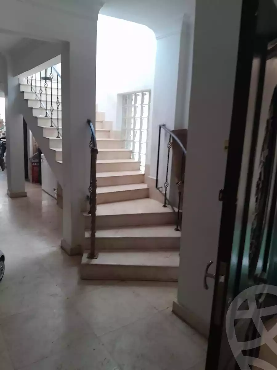 https://aqarmap.com.eg/en/listing/6221111-for-sale-cairo-new-cairo-ganob-el-akadamiya-south-academy-g-yassin-abd-el-ghafar-st