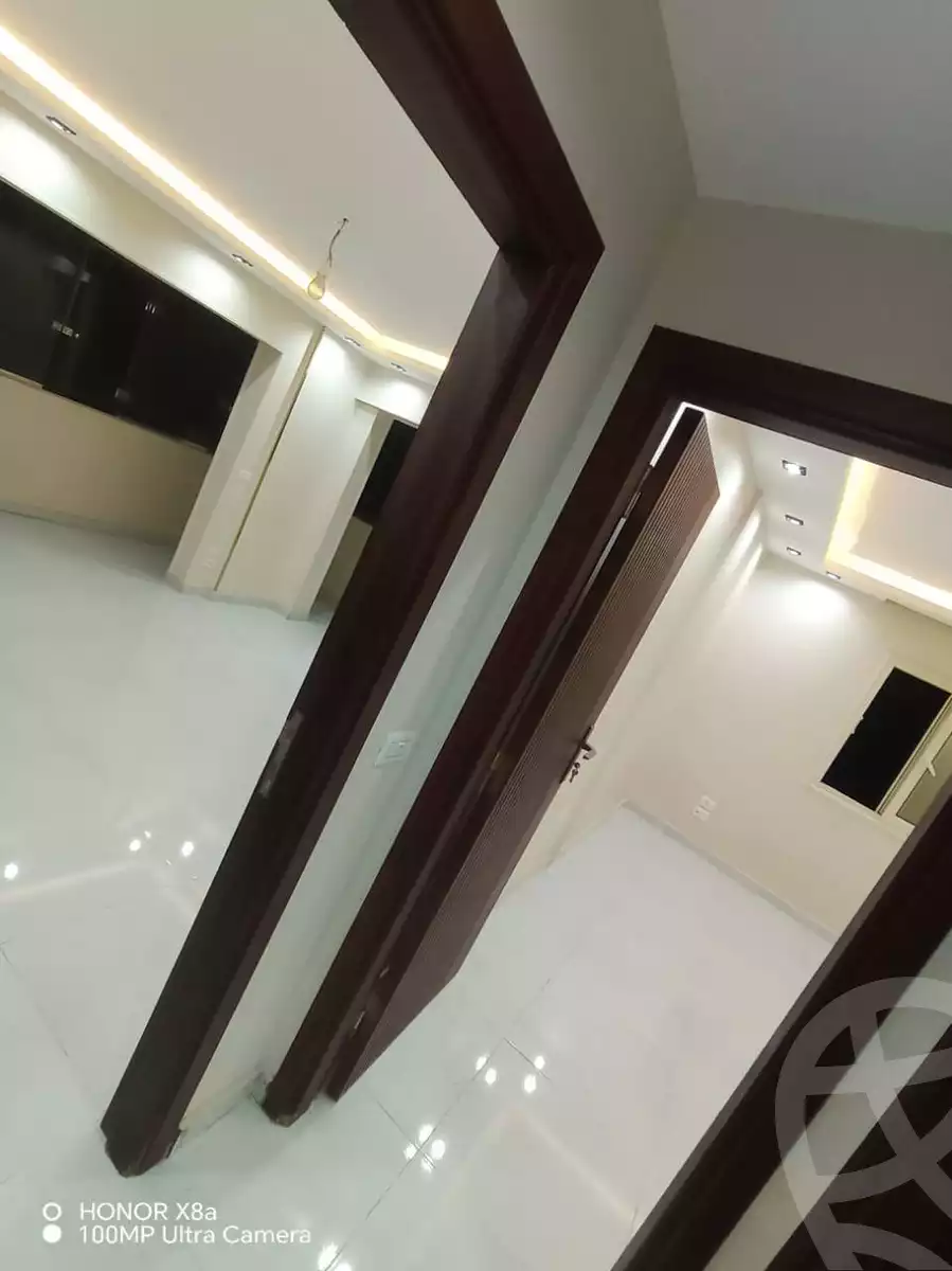 https://aqarmap.com.eg/ar/listing/6221854-for-sale-cairo-helwan-helwan-el-sharkeya-abd-el-rahman-pasha-st
