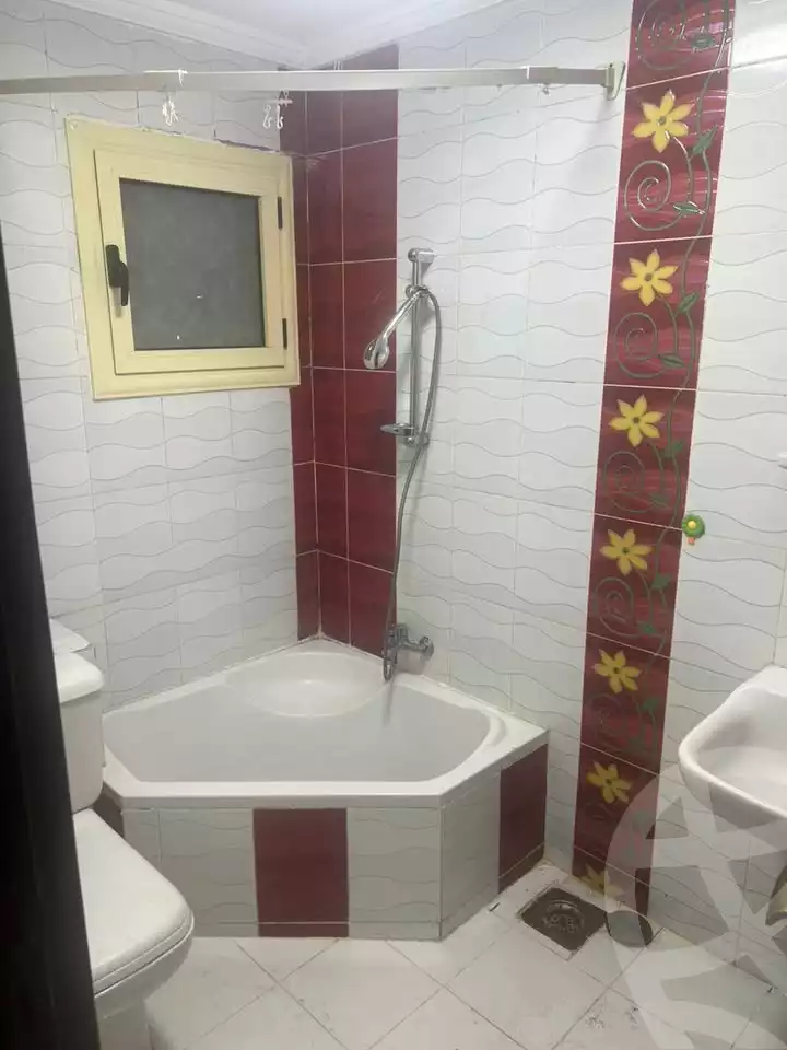 https://aqarmap.com.eg/ar/listing/6222538-for-sale-alexandria-glim
