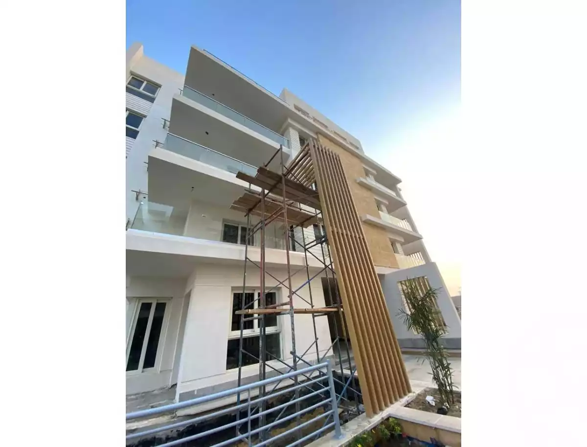 https://aqarmap.com.eg/ar/listing/6222871-for-sale-cairo-6th-of-october-compounds-mountain-view-icity-october-mv-park-mountain-view-icity-october