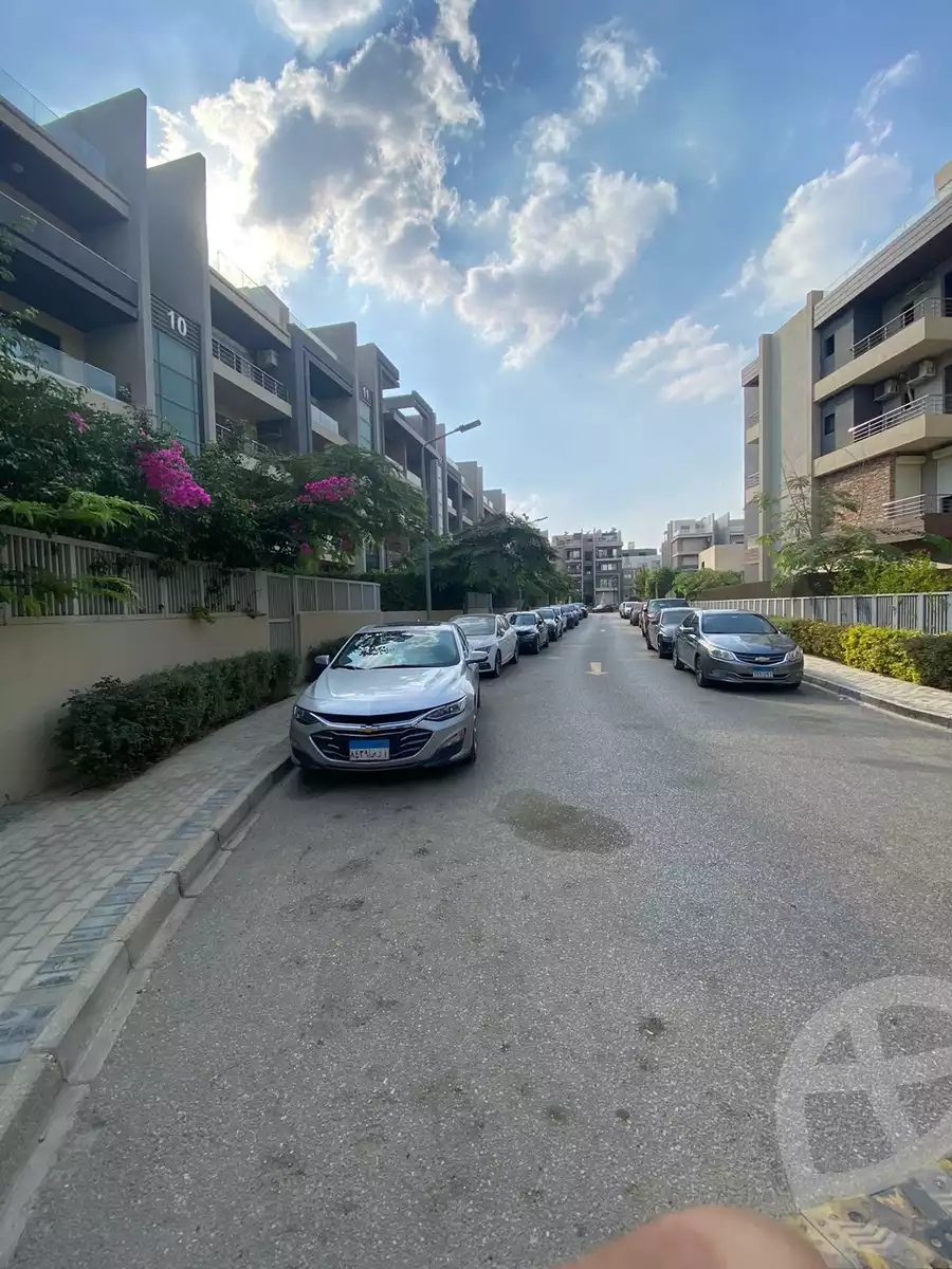 https://aqarmap.com.eg/ar/listing/6222893-for-sale-cairo-new-cairo-compounds-midtown