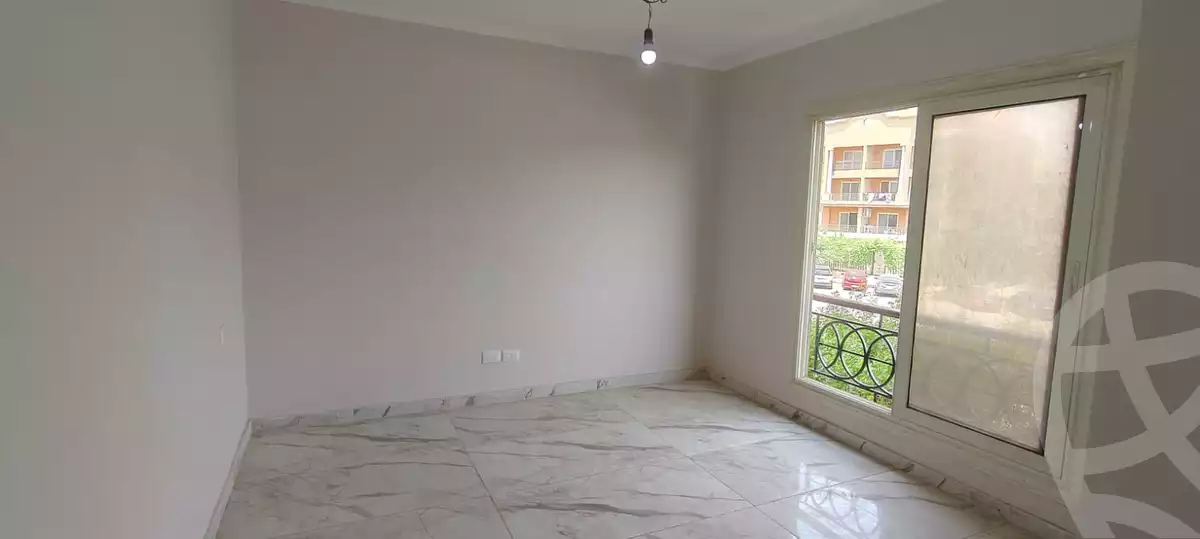 https://aqarmap.com.eg/ar/listing/6222957-for-sale-cairo-el-sheikh-zayed-city-compounds-el-khamayel