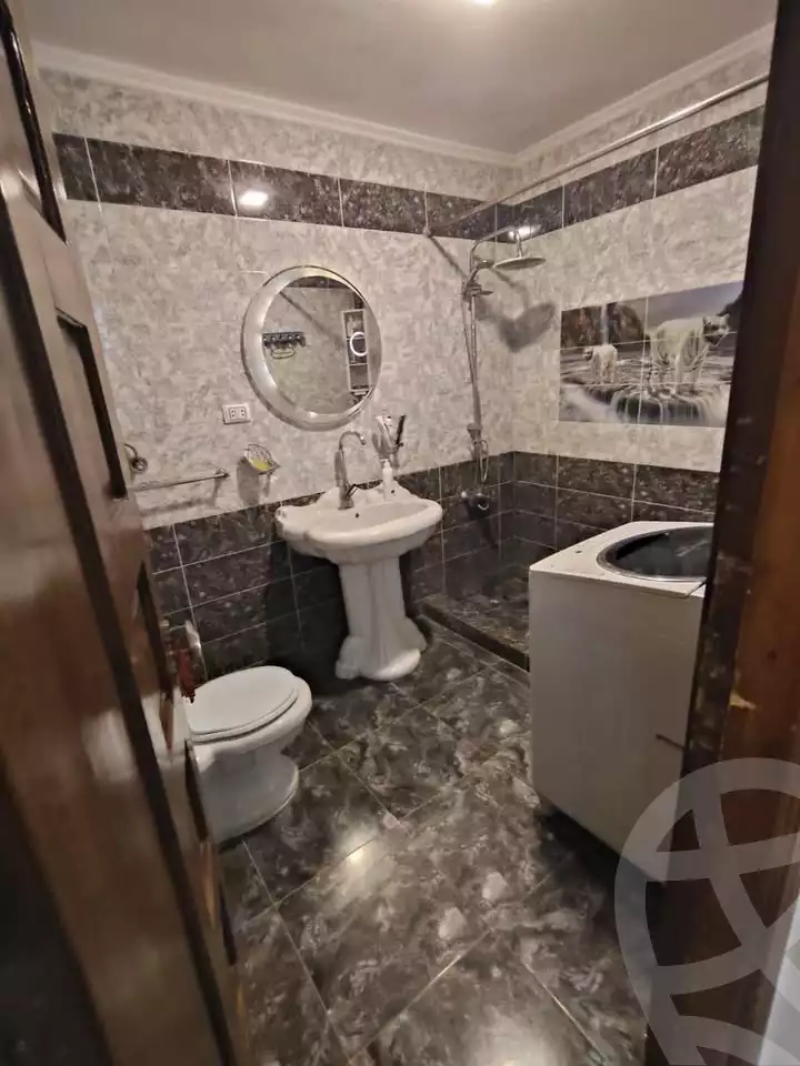 https://aqarmap.com.eg/en/listing/6223337-for-sale-cairo-helwan-hadayek-helwan-nile-corniche-st