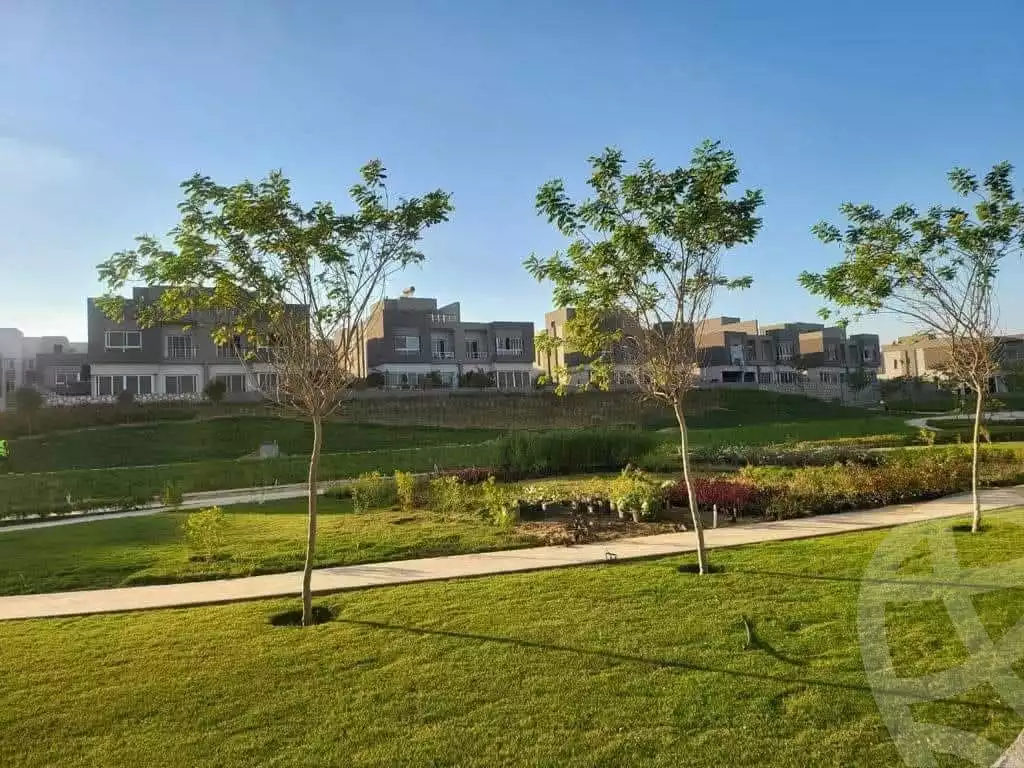 https://aqarmap.com.eg/en/listing/6223574-for-sale-cairo-el-sheikh-zayed-city-compounds-etapa
