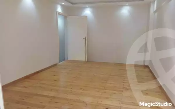 https://aqarmap.com.eg/ar/listing/6224729-for-rent-alexandria-fleming