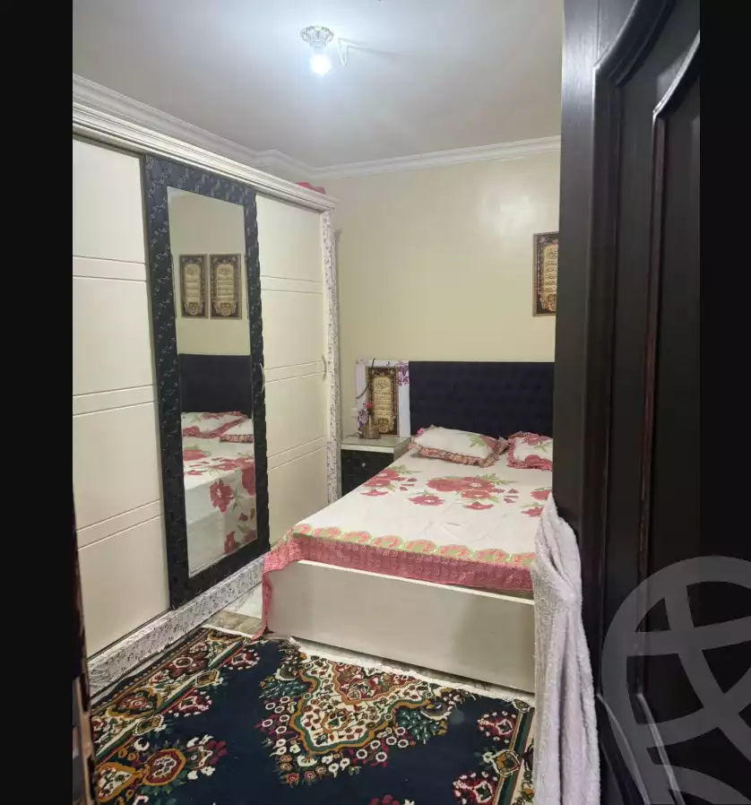 https://aqarmap.com.eg/ar/listing/6225822-for-sale-cairo-helwan-hadayek-helwan-nile-corniche-st
