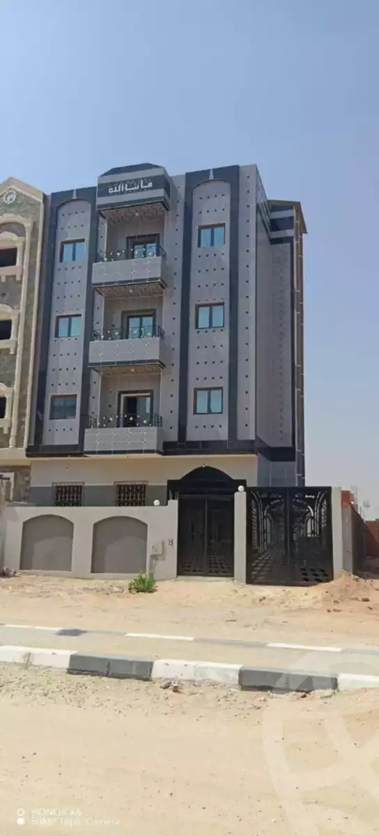 https://aqarmap.com.eg/en/listing/6226728-for-sale-sharqia-10th-of-ramadan-al-hay-al-thamen-wa-eshroon