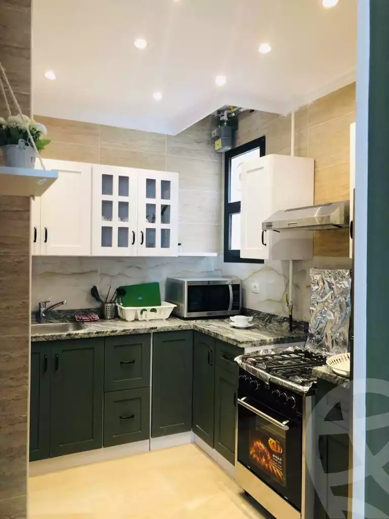 https://aqarmap.com.eg/en/listing/6227370-for-rent-cairo-el-sheikh-zayed-city-compounds-kmbwnd-wyst-twn-swdyk