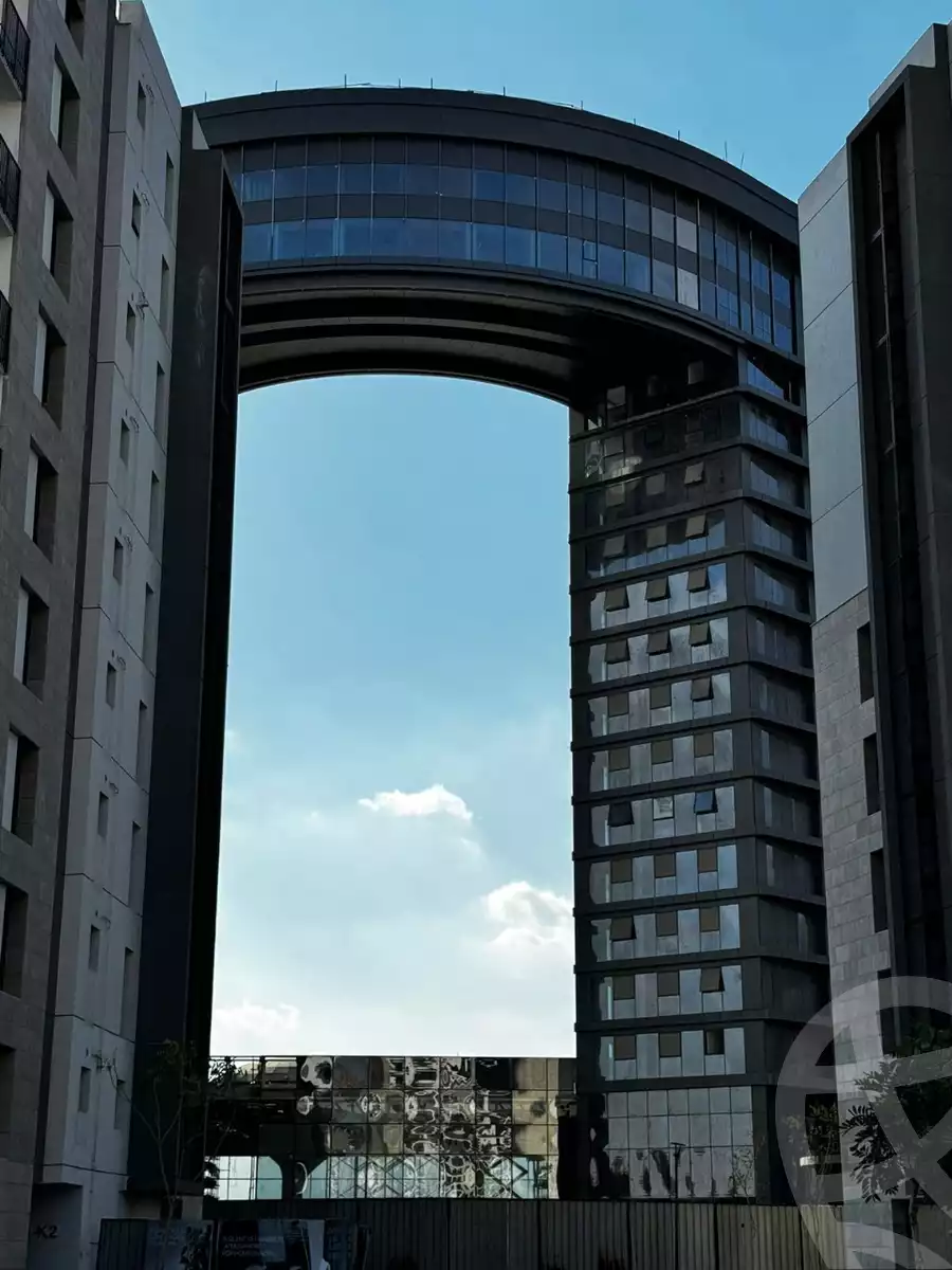 https://aqarmap.com.eg/ar/listing/6229062-for-sale-cairo-el-sheikh-zayed-city-compounds-zyd-wr-llttwyr-z-tower