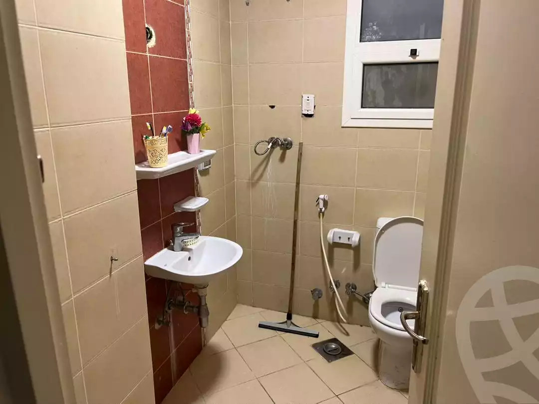 https://aqarmap.com.eg/ar/listing/6229305-for-sale-cairo-new-cairo-madinaty-eleventh-zone-buildings-group-112