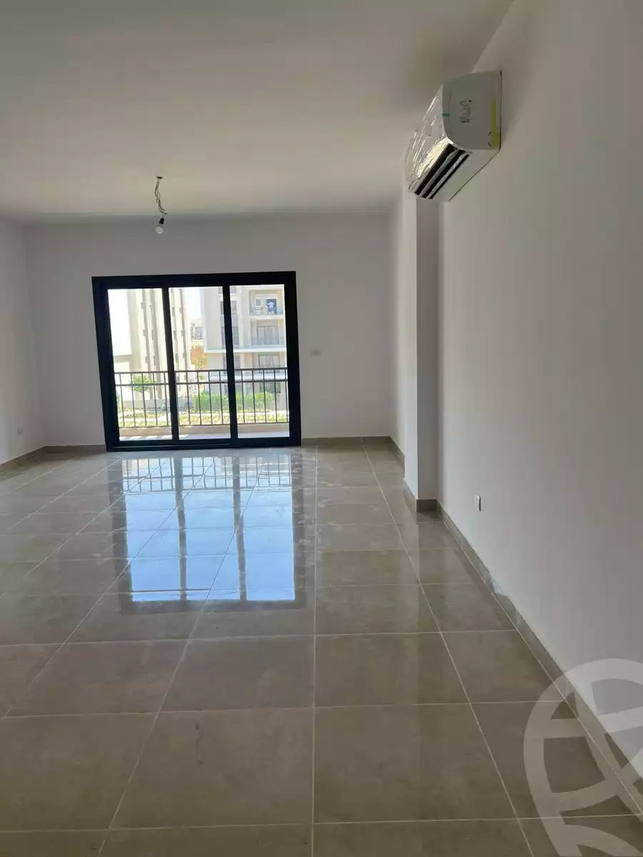 https://aqarmap.com.eg/ar/listing/6230207-for-rent-cairo-new-cairo-compounds-fifth-square