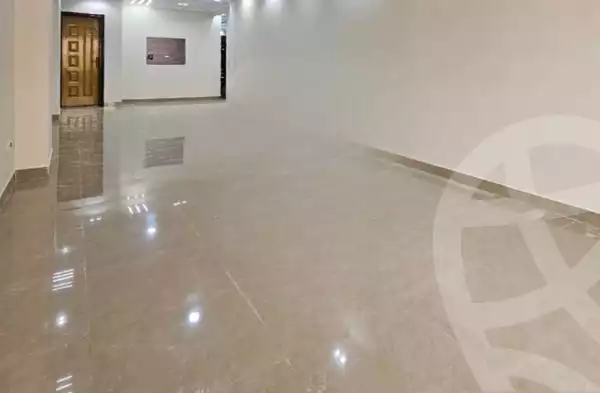 https://aqarmap.com.eg/ar/listing/6231077-for-sale-alexandria-camp-cesar-port-said-street