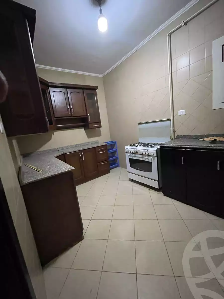 https://aqarmap.com.eg/ar/listing/6231690-for-sale-cairo-el-sheikh-zayed-city-compounds-dh-drys