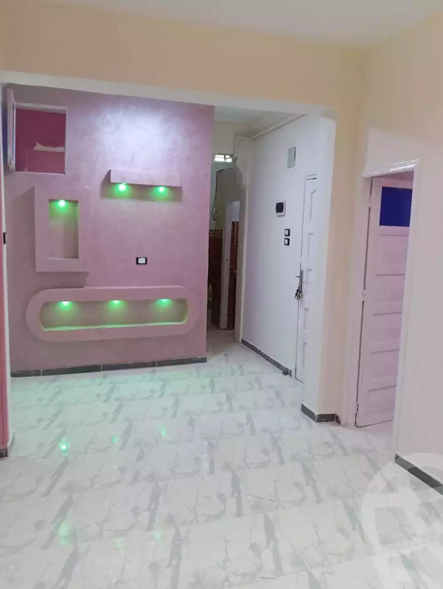 https://aqarmap.com.eg/en/listing/6233046-for-sale-qalyubia-shubra-el-khaima-om-bayoumi