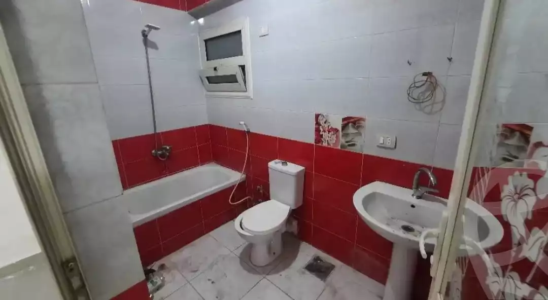 https://aqarmap.com.eg/ar/listing/6233385-for-sale-alexandria-camp-cesar-port-said-street