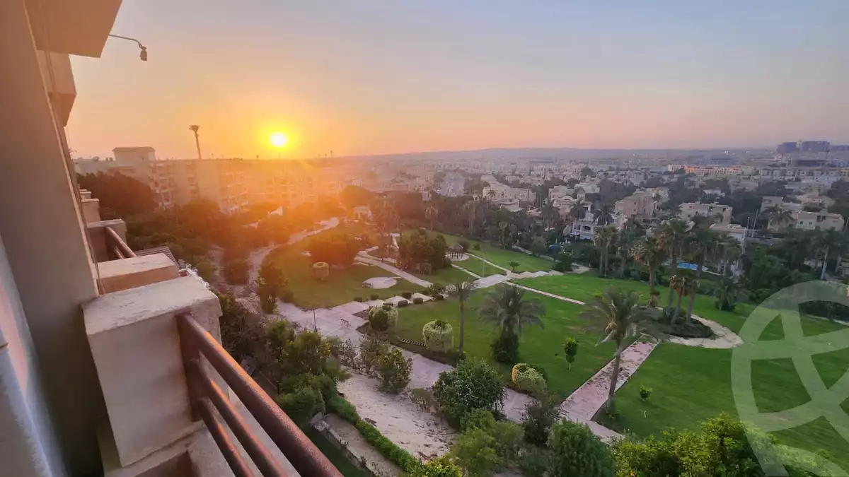 https://aqarmap.com.eg/ar/listing/6233718-for-sale-cairo-el-sheikh-zayed-city-compounds-zayed-2000