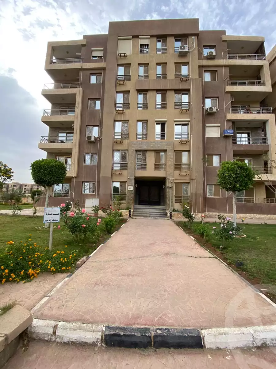 https://aqarmap.com.eg/en/listing/6233932-for-sale-cairo-6th-of-october-hadaeq-october-kmbwnd-fy-hdyq-ktwbr-dar-misr