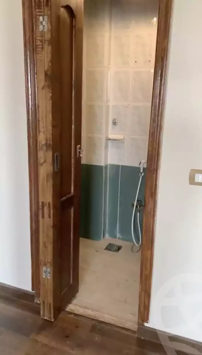 https://aqarmap.com.eg/ar/listing/6234302-for-sale-cairo-el-maadi-sarayat-el-maadi-street-153