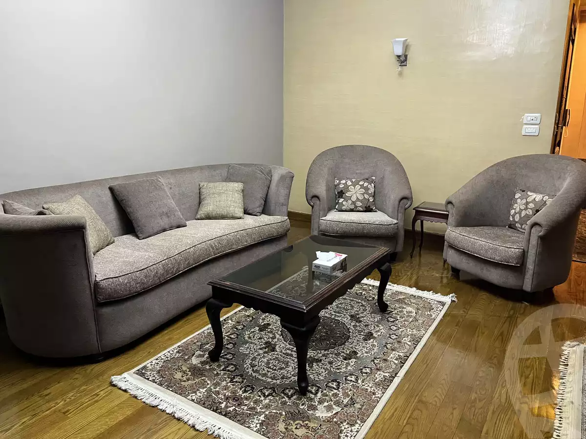 https://aqarmap.com.eg/ar/listing/2808031-for-rent-cairo-el-maadi-degla-street-200
