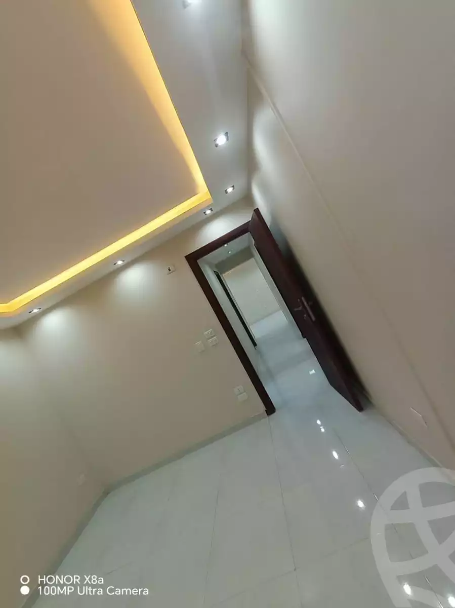 https://aqarmap.com.eg/ar/listing/6236829-for-sale-cairo-helwan-helwan-el-sharkeya-abd-el-rahman-pasha-st