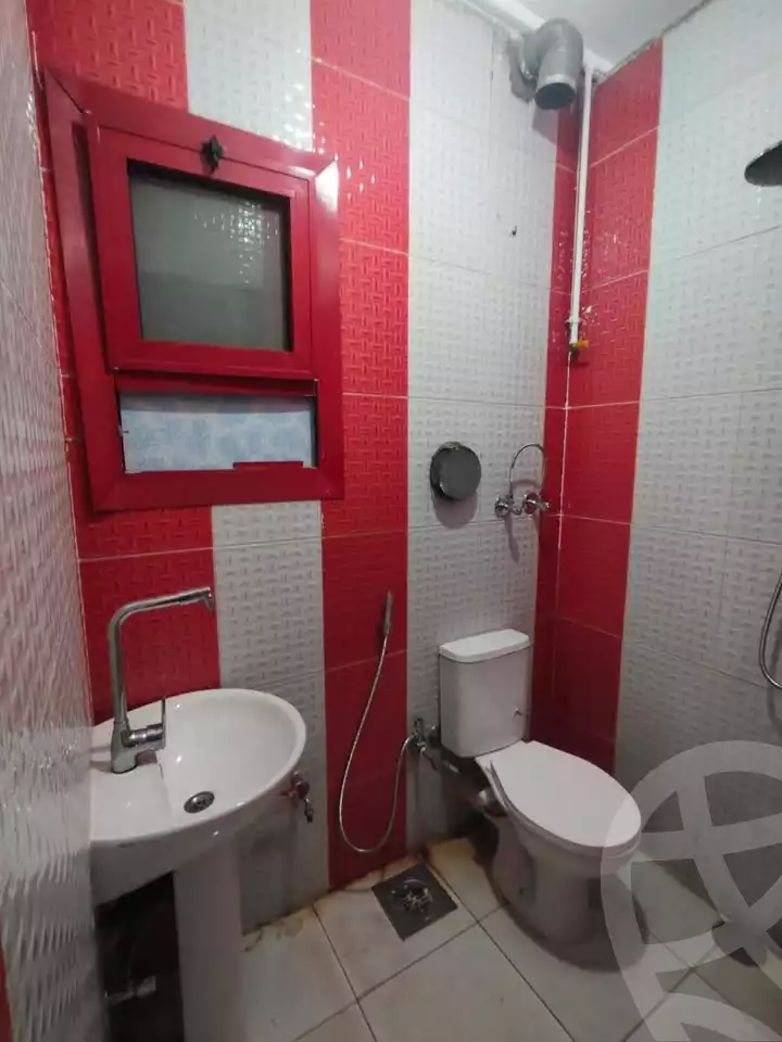 https://aqarmap.com.eg/en/listing/6236936-for-sale-qalyubia-shubra-el-khaima-om-bayoumi