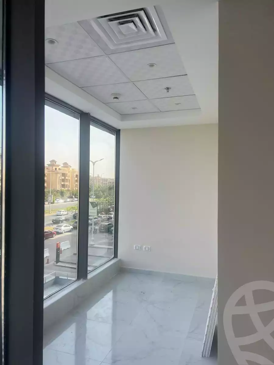 https://aqarmap.com.eg/ar/listing/6237453-for-sale-cairo-el-sheikh-zayed-city-compounds-dh-jyt-blz-mykwn-llttwyr