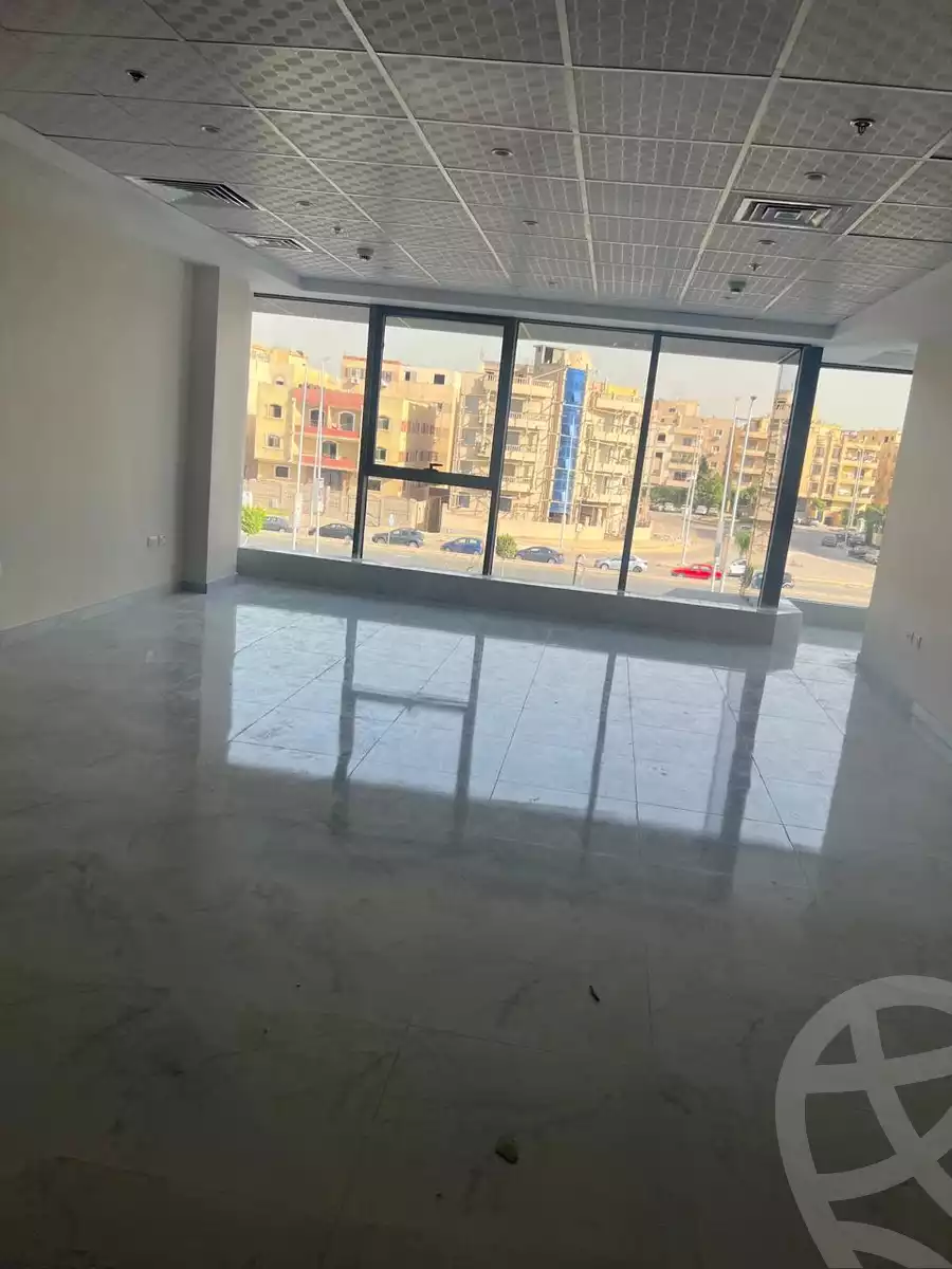 https://aqarmap.com.eg/ar/listing/6237453-for-sale-cairo-el-sheikh-zayed-city-compounds-dh-jyt-blz-mykwn-llttwyr