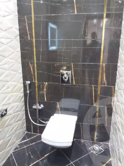 https://aqarmap.com.eg/en/listing/6237609-for-rent-cairo-new-cairo-compounds-tryfywm-byzns-kwmblks-nm-llttwyr