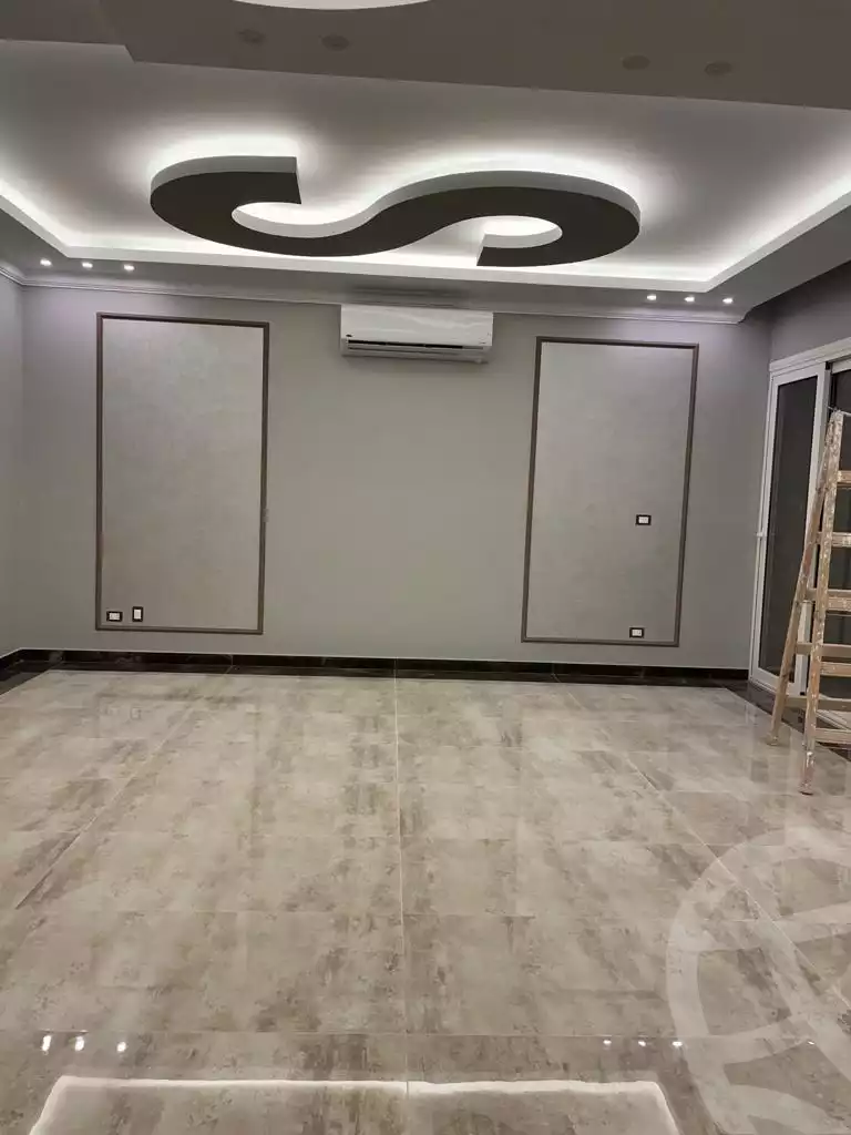 https://aqarmap.com.eg/en/listing/6237791-for-sale-cairo-6th-of-october-compounds-the-crown