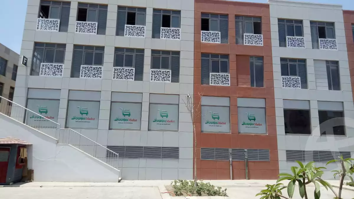 https://aqarmap.com.eg/en/listing/6238081-for-sale-cairo-el-sheikh-zayed-city-compounds-the-courtyard-mall-dorra