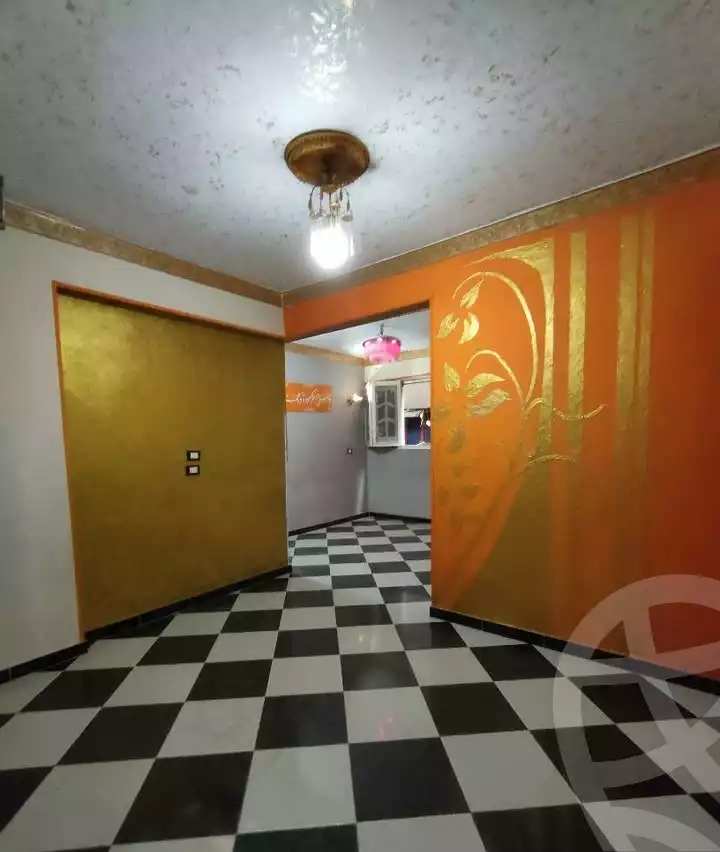 https://aqarmap.com.eg/ar/listing/6238382-for-sale-qalyubia-shubra-el-khaima-shubra-el-khaima-city-ahmed-oraby-st