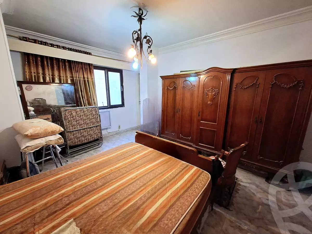 https://aqarmap.com.eg/ar/listing/6239051-for-sale-cairo-6th-of-october-el-ahyaa-neighborhood-3rd-no-14-hasan-soltan-st