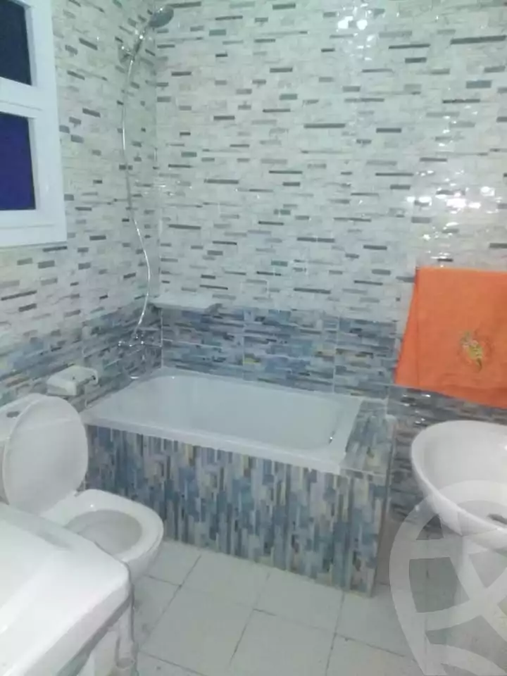 https://aqarmap.com.eg/en/listing/6239102-for-rent-cairo-el-haram-kyrw-mwl