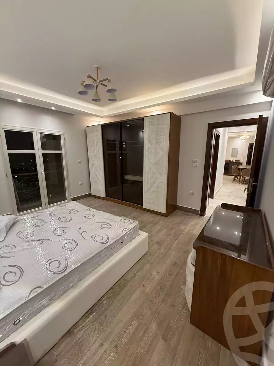 https://aqarmap.com.eg/en/listing/6239135-for-rent-cairo-new-cairo-compounds-hyde-park-centre-ville-hyde-park