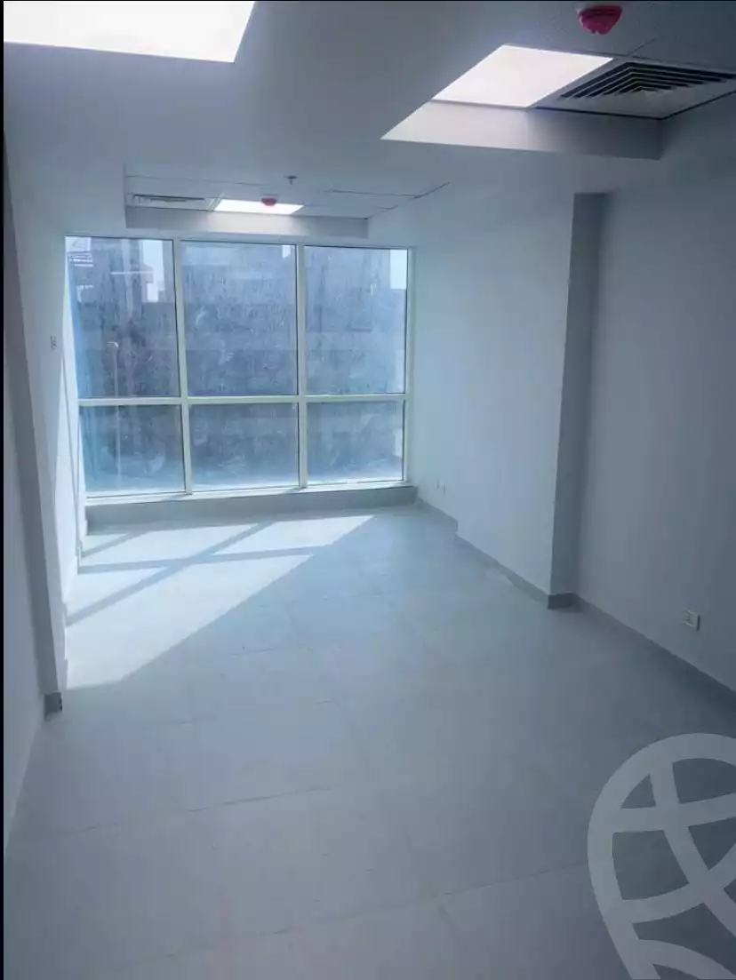 https://aqarmap.com.eg/ar/listing/6241428-for-rent-cairo-new-cairo-compounds-bznys-bls-ktlyst-llttwyr